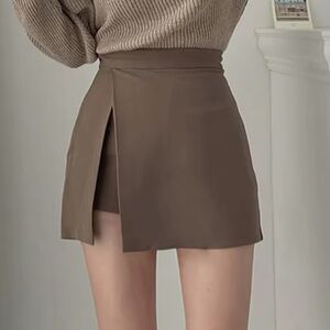Brown High-Waisted Skort